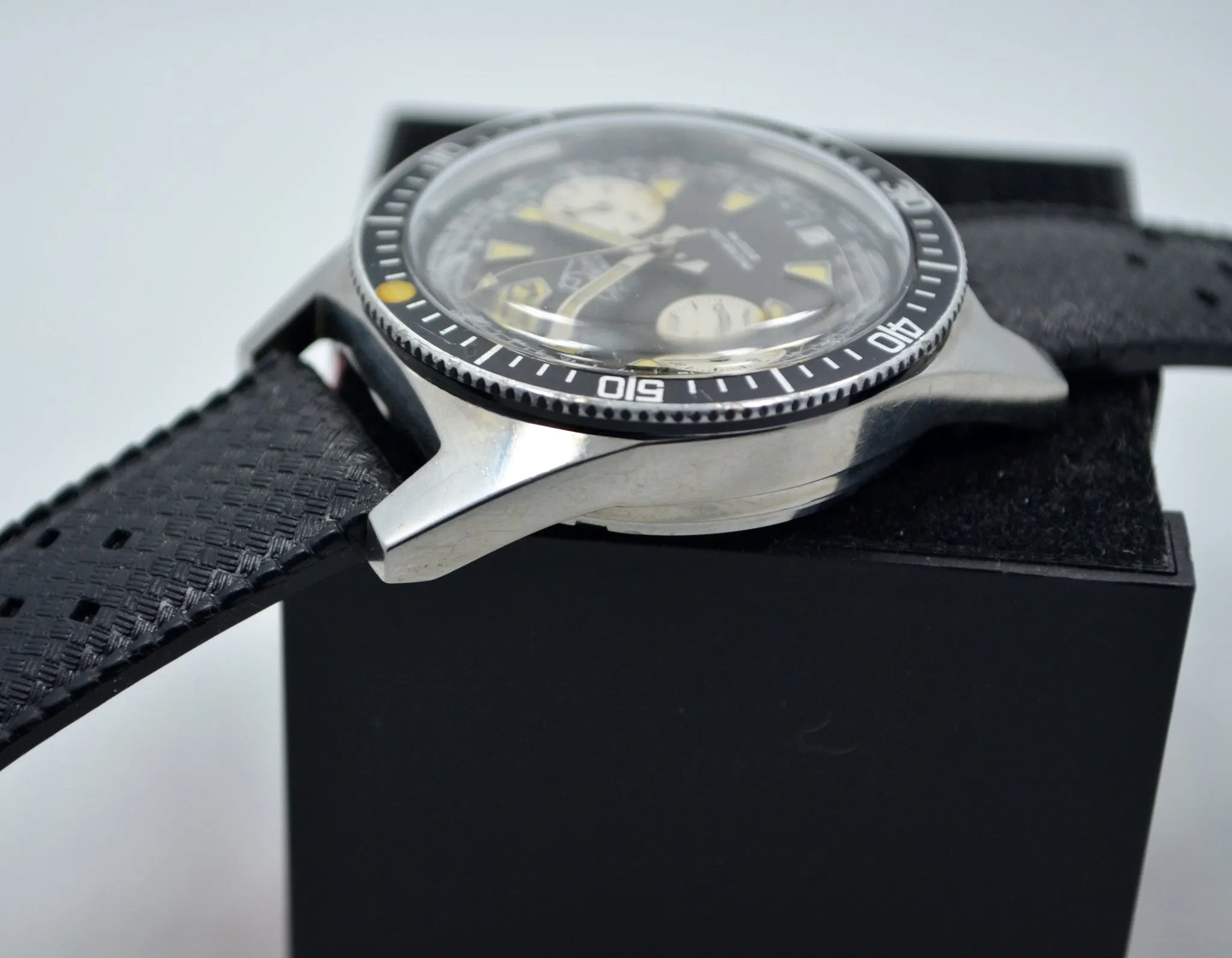 Vintage Mondaine Incabloc 200 Steel Chronograph Valjoux 7784 TROPICAL Watch