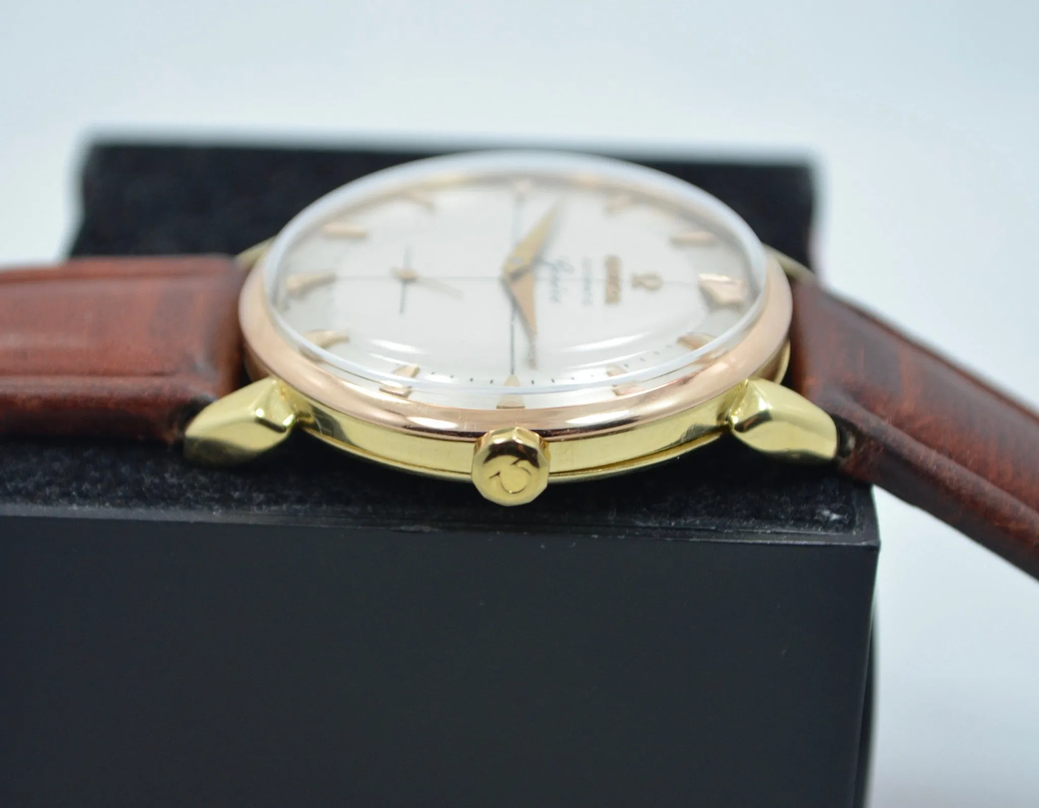 Vintage Omega 2710 SC 18K Yellow Gold Two Tone Automatic Dress Cal. 491 Wristwatch