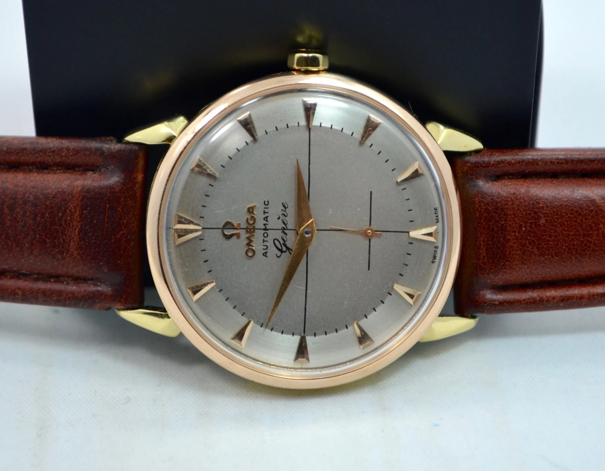 Vintage Omega 2710 SC 18K Yellow Gold Two Tone Automatic Dress Cal. 491 Wristwatch
