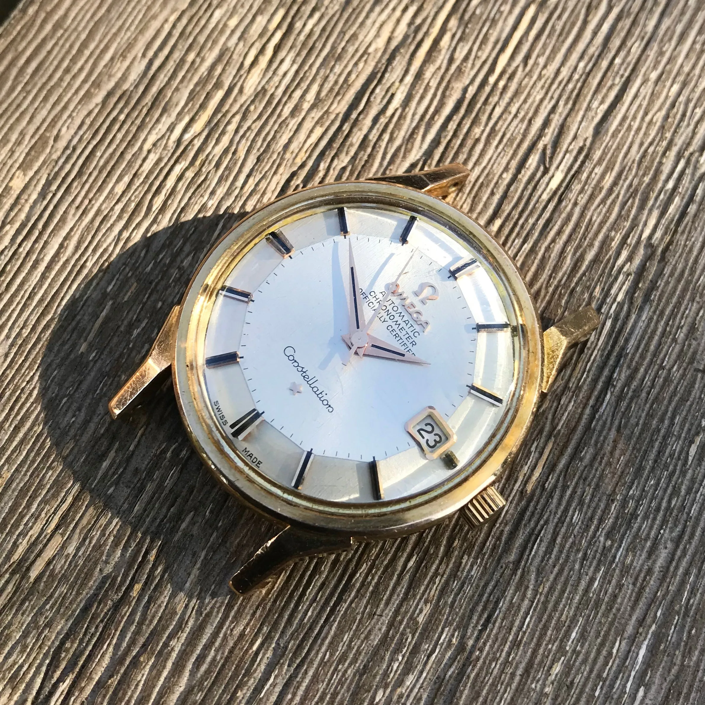 Vintage Omega Constellation Date 1683005 18K Yellow & Pink Gold Caliber 561 Automatic Wristwatch