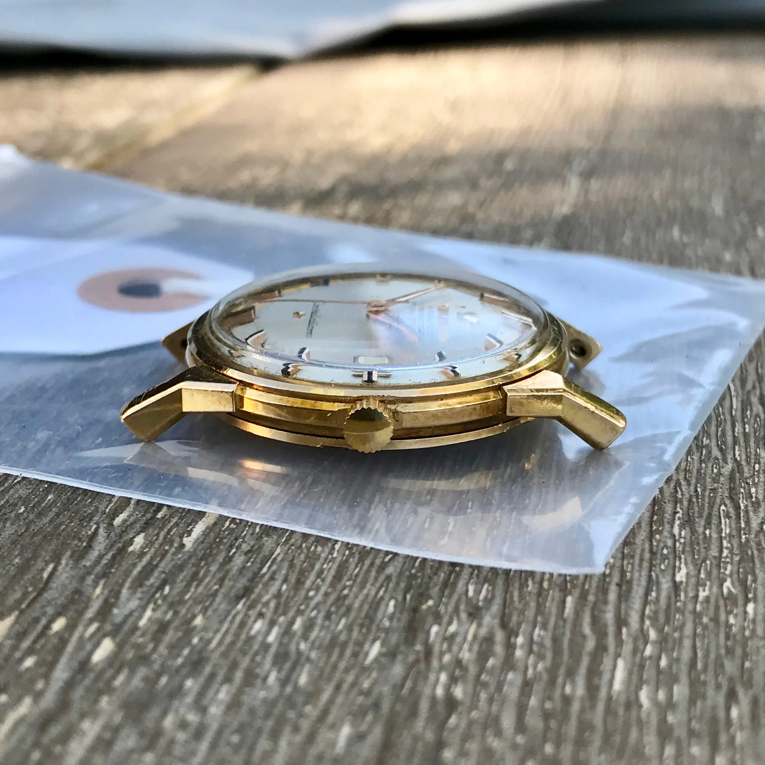 Vintage Omega Constellation Date 1683005 18K Yellow & Pink Gold Caliber 561 Automatic Wristwatch