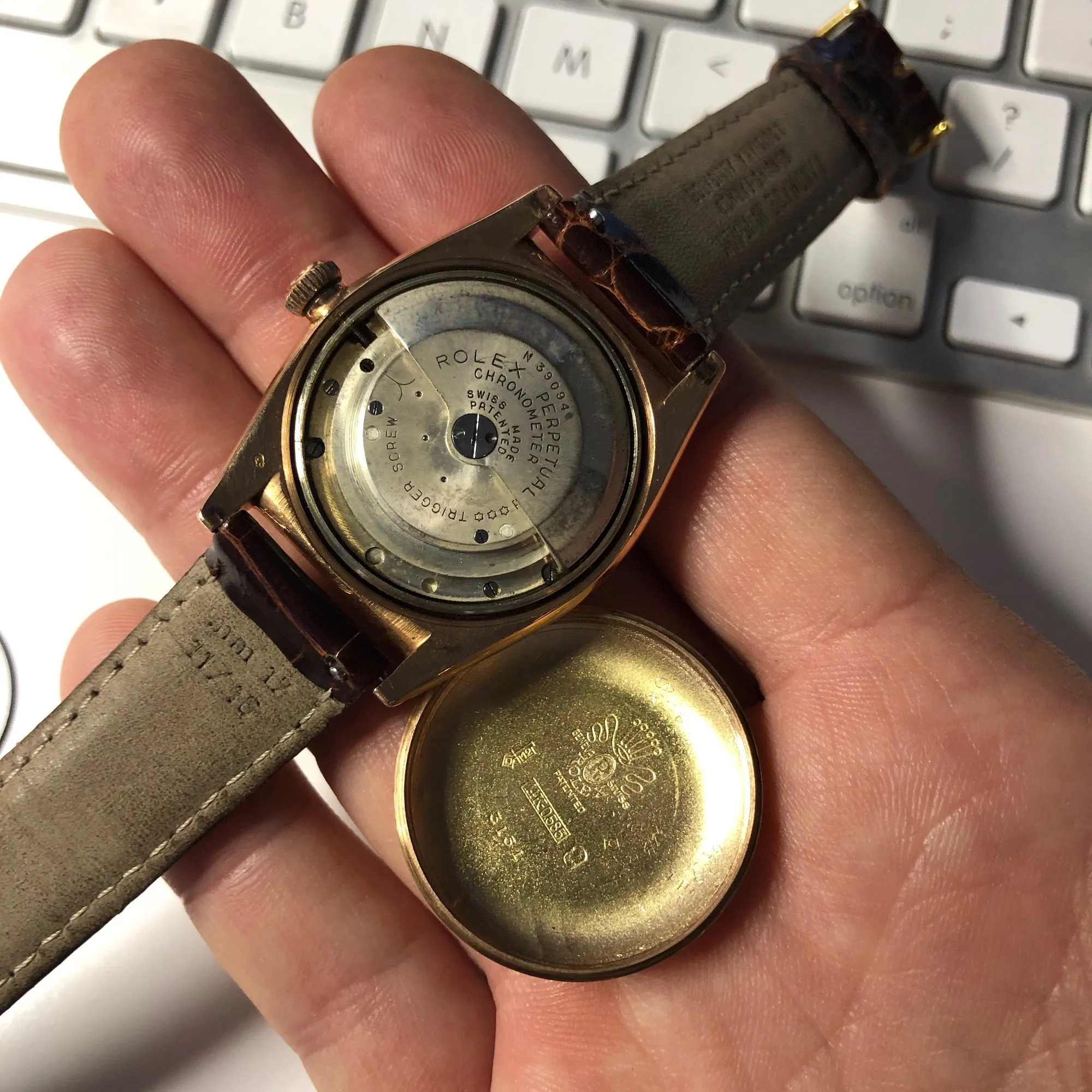 Vintage Rolex Bubbleback 3131 14K Rose Gold Chronometer Automatic Watch Circa 1946