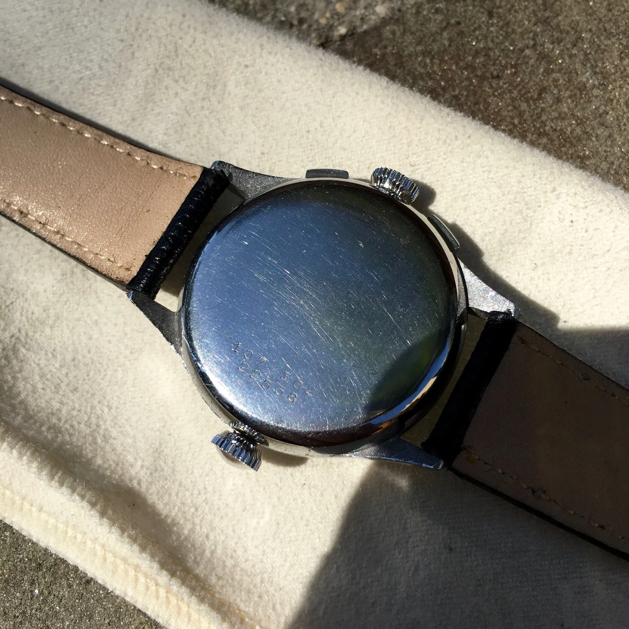 Vintage Universal Geneve Aero-Compax 22538 Steel Chronograph Wristwatch