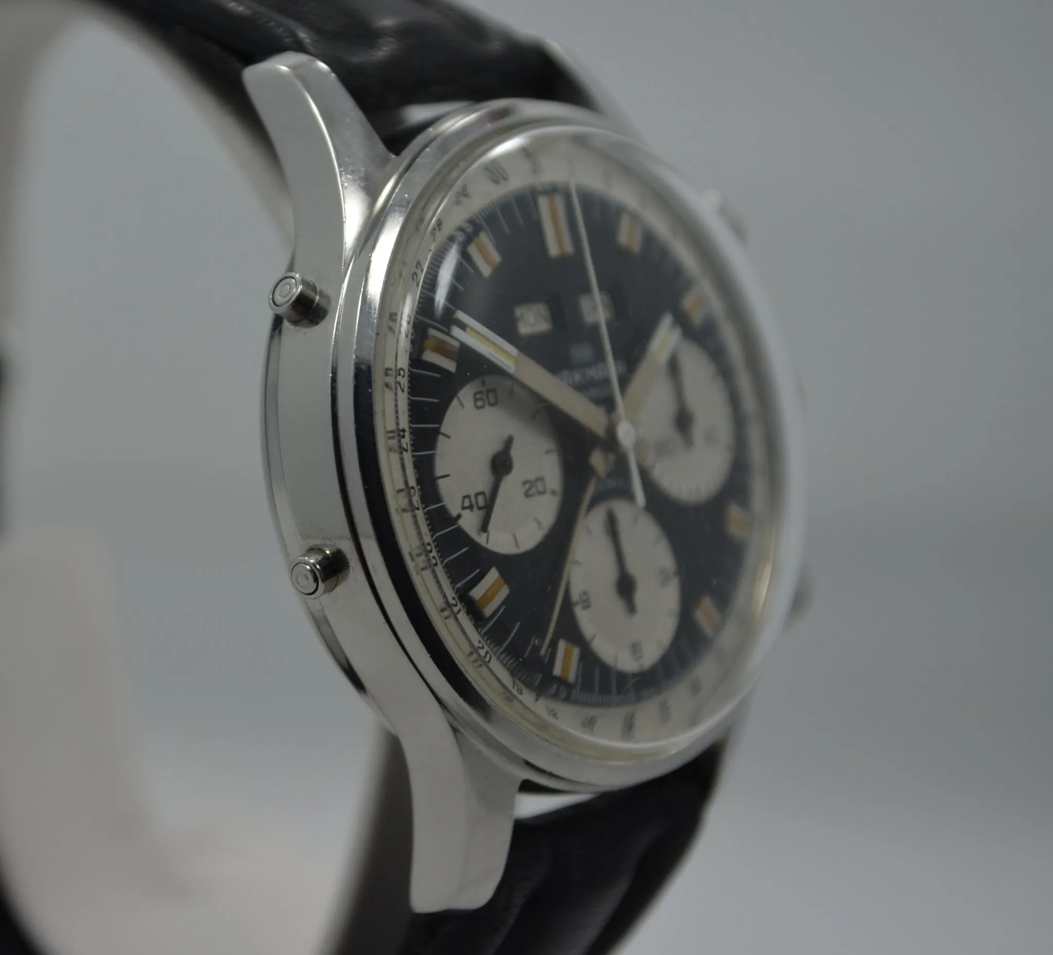 Vintage Wakmann Incabloc Chronograph Valjoux 72 1960's Steel Triple Date Watch