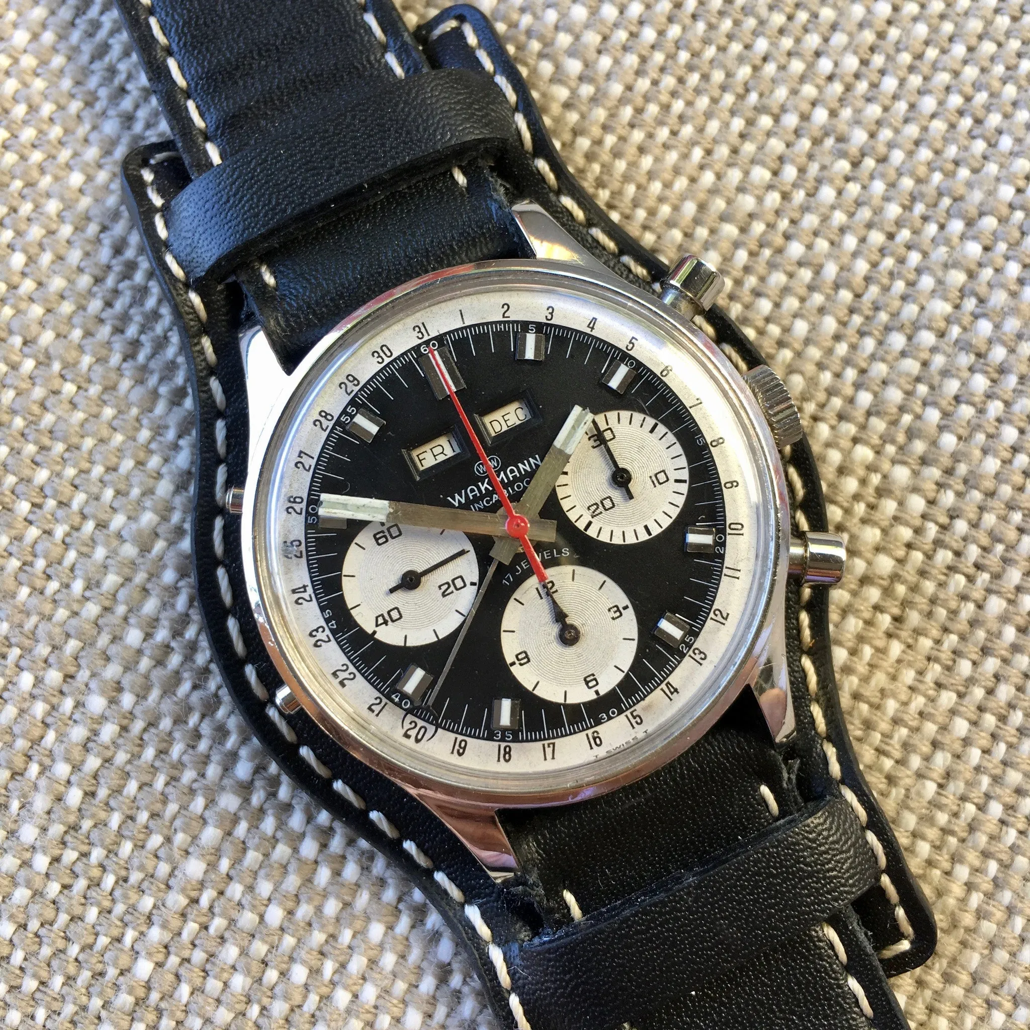 Vintage Wakmann Incabloc Steel Chronograph Triple Date 71.1309.70 Valjoux 730 Watch