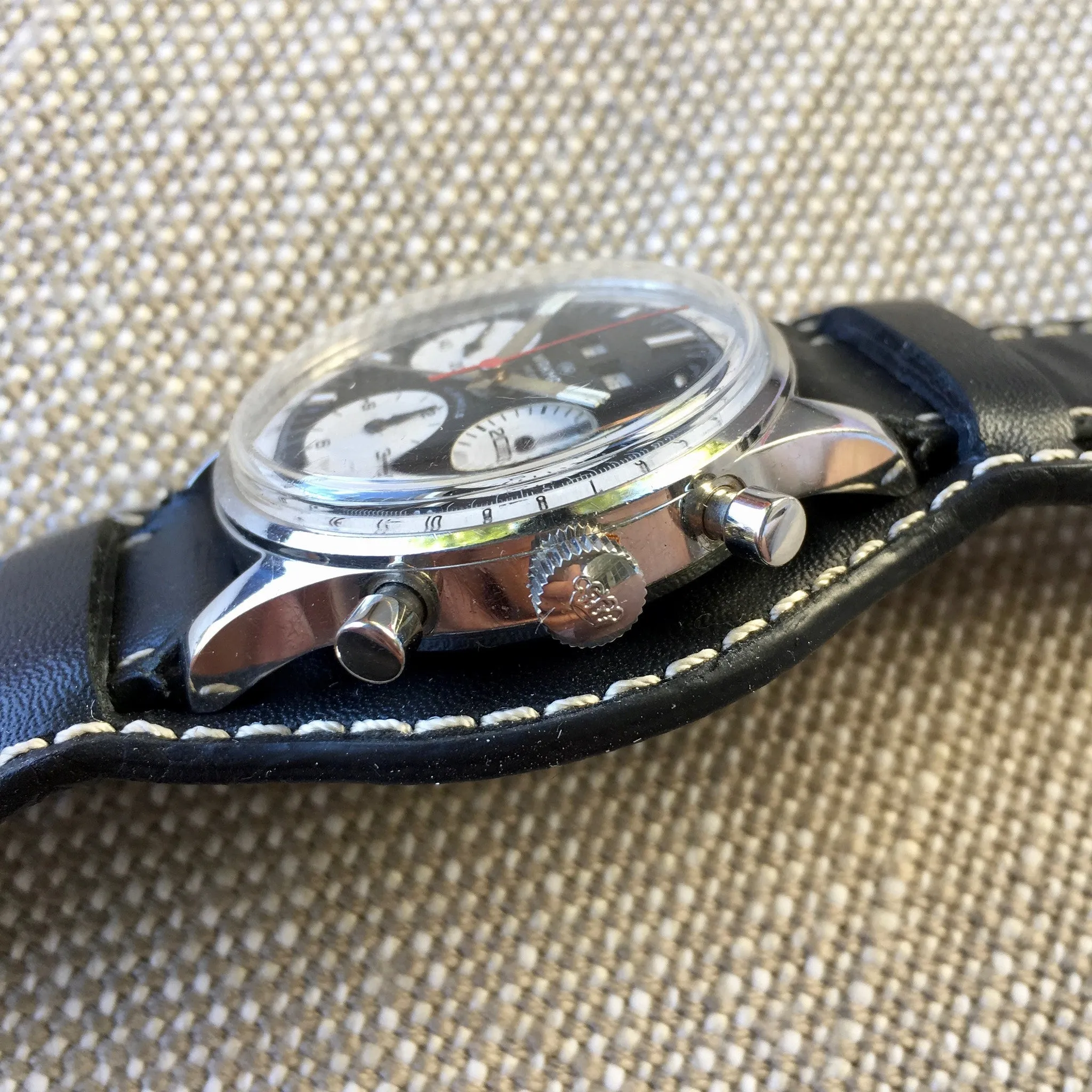 Vintage Wakmann Incabloc Steel Chronograph Triple Date 71.1309.70 Valjoux 730 Watch