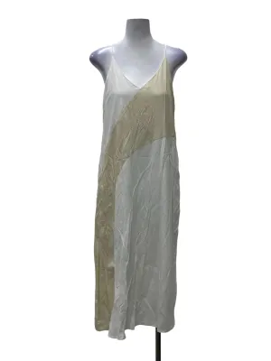 White And Beige Dress BTV