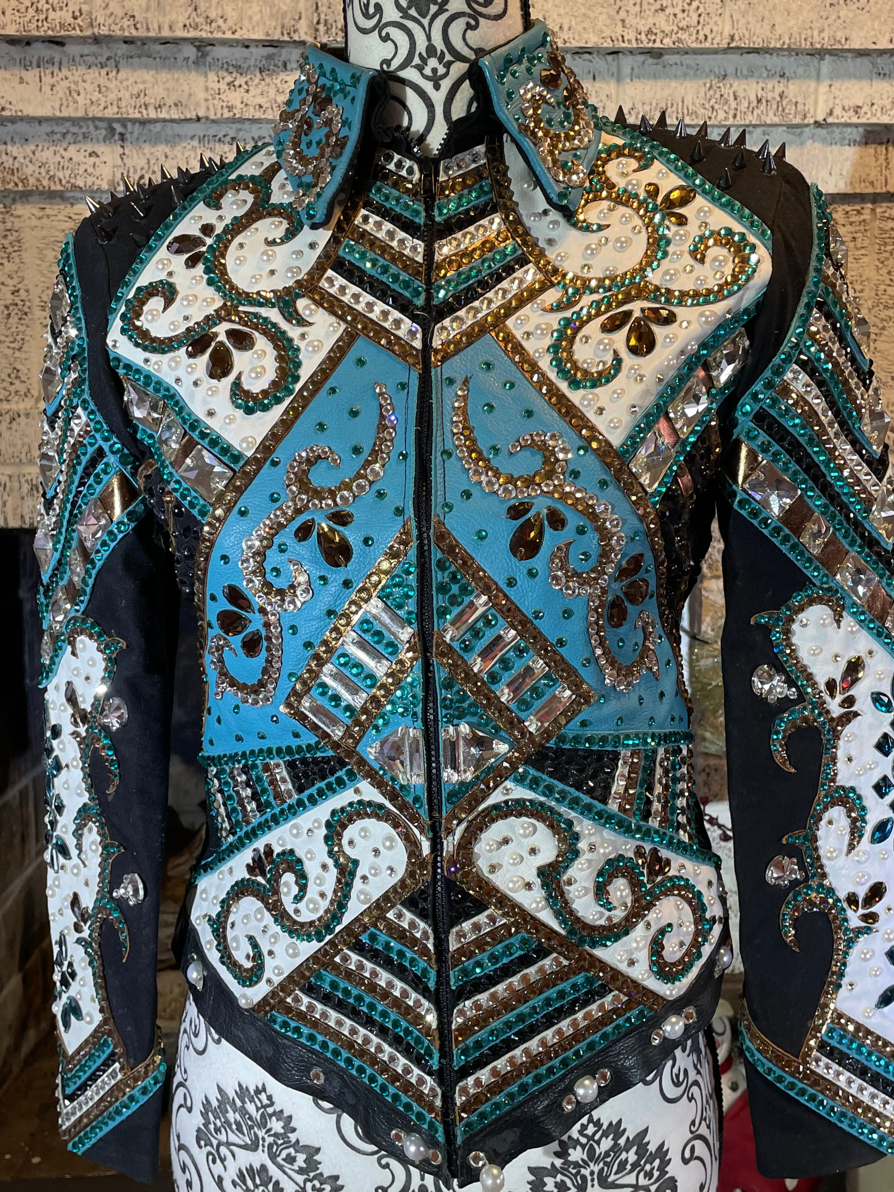 Youth 10-12 Kara Langeland  jacket on consignment